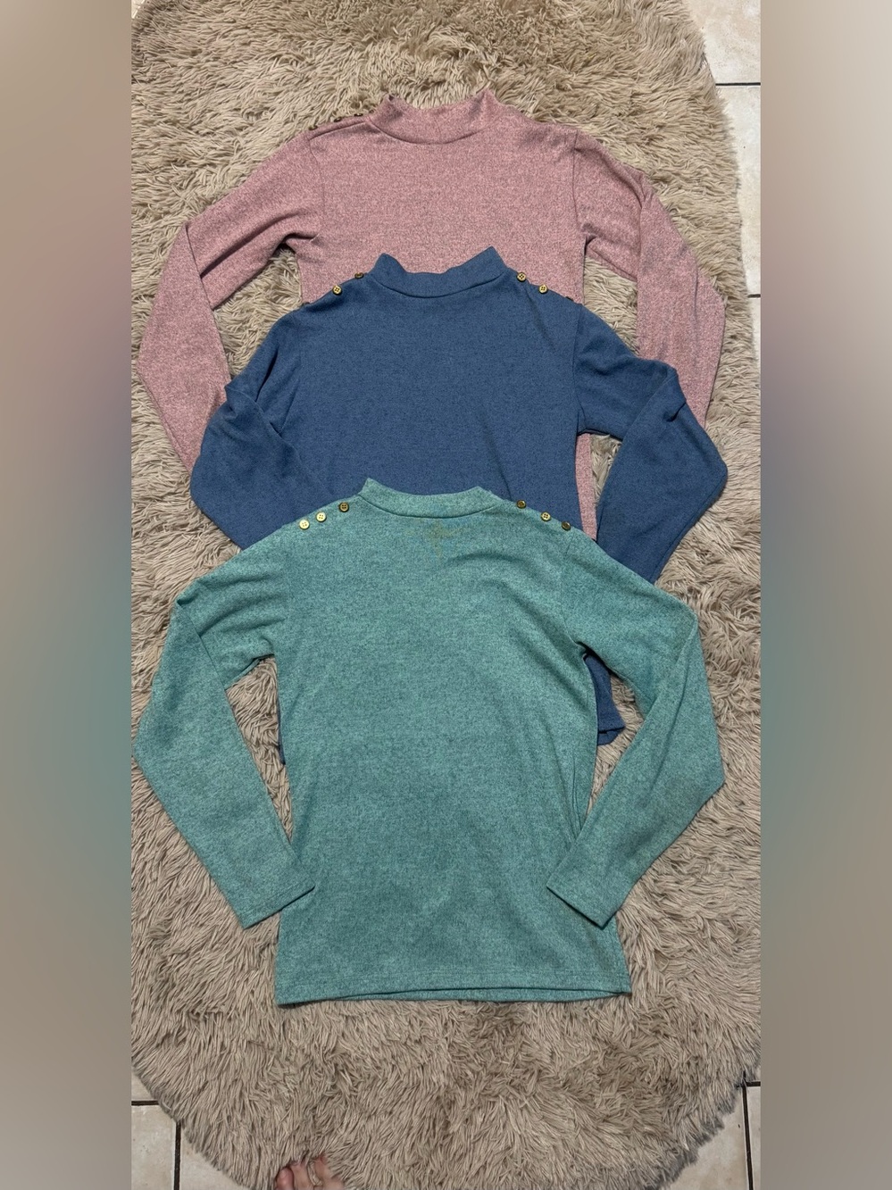 Three-Color Button-Shoulder Knit Tops - Blue, Teal, pink